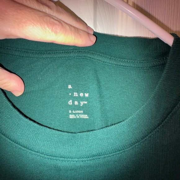 a new day Women's Green Short Sleeve Tee - Picture 2 of 2